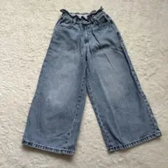 Item thumbnail for item 1b9276a8-a562-4fd6-8723-90f6d62e2146