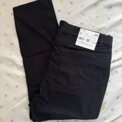 ユニクロ　ウルトラストレッチハイライズクロップドレギンスパンツ　黒　3XL