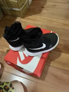 Nike ブラック フリースブーツ