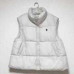 しまむら US.POLO.ASSN. ロゴ刺繍 中綿ベスト アイボリー 4L