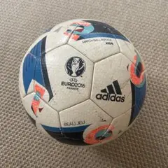 サッカーボール4号ボージュのサムネイル