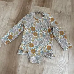韓国子供服購入　花柄　ラッシュガード　長袖　水着