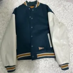 LEVI’S スタジャンのサムネイル