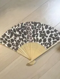 FENDI ヒョウ柄 扇子