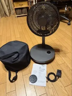 ⭐︎美品⭐︎2025年製　ニトリ　折りたためるDCコードレスコンパクト収納扇風機のサムネイル