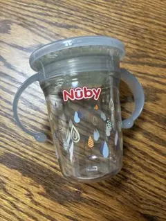 Nuby ヌビ　ベビー用カップ 水滴模様のサムネイル