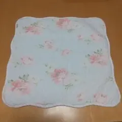 2026年最新】Laura Ashley クッション・座布団の人気アイテム - メルカリ