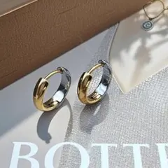 新品　バイカラー フープピアス ゴールド×シルバー 上品 大人 インポート