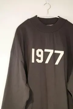 2025年最新】エッセンシャルズ tシャツ 1977の人気アイテム - メルカリ