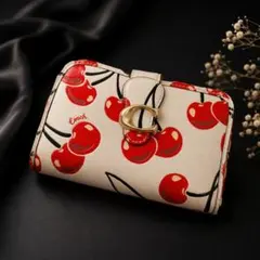 ✨️人気✨️　COACH チェリー柄 二つ折り財布