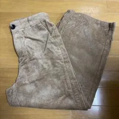 ベージュ ワイドパンツ