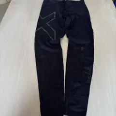 2XU ブラック レギンスLサイズ難あり