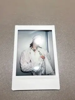 XLOV ルイ チェキ
