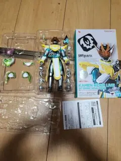 S.H.Figuarts フィギュアーツ 仮面ライダーライブ バットゲノム