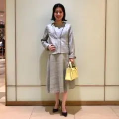 Demi-Luxe Beams グレー セットアップ