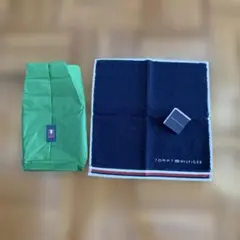 TOMMY HILFIGER タオルハンカチ ネイビー　未使用　タグ付きのサムネイル