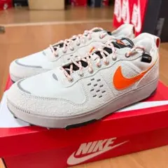 NIKE シティ　HJ4316-001 新品　26.0のサムネイル