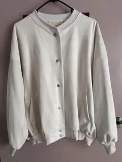 訳あり　しっとり柔らか落ち感　ピーチスキン素材　ブルゾン　アイボリーベージュ　M