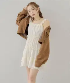 Chico フラワーフリルミニキャミワンピース