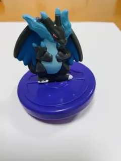 ① マクドナルド　ハッピーセット ポケモン メガリザードンXのぐるぐるスピナー
