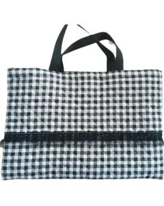 チェック柄手提げバッグ