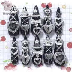 現品 ネイルチップ 量産型 地雷系 サブカル 黒 シルバー ゴテゴテ ゴシック