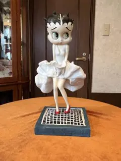 特大95cm‼️マリリンモンロー風☆ベティちゃん️♡フィギュア