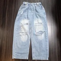 SHEINダメージパンツ