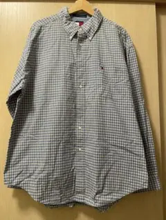 長袖シャツ 黒い