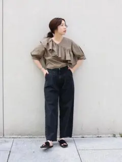 SOMETHING × LE'MAGE タックワイドデニムパンツのサムネイル