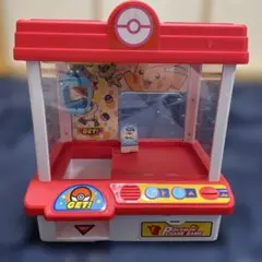 ポケモン クレーンゲーム 赤白 フィギュア付き