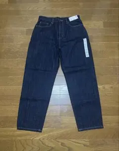 【新品未使用】UNIQLO ペグトップハイライズジーンズ