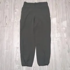 GU グレー　ナイロンパンツ