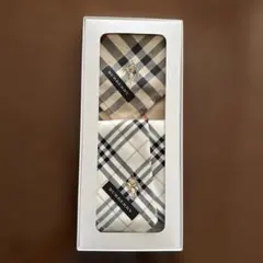 BURBERRY バーバリー　チェック柄ハンカチ2枚のサムネイル