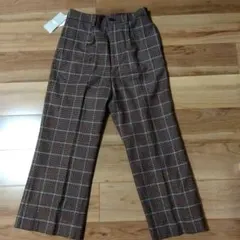 BEAMS　チェック柄ワイドパンツ