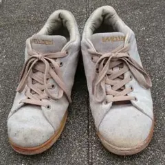 マッドフット  スニーカー