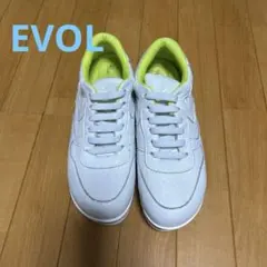 売り切りセール❣️EVOL ホワイト厚底スニーカー Lのサムネイル