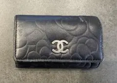 CHANEL ブラックレザーキーケース