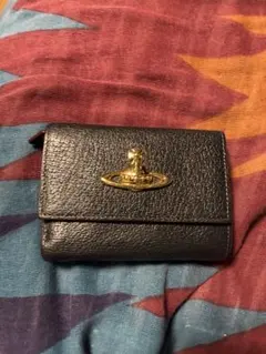 ヴィヴィアン　レザー 三つ折り財布 黒