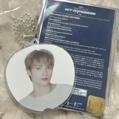 TXT トゥバ ヒュニンカイ ミニピケット キーリング うちわ