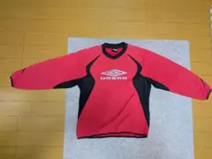 UMBRO 長袖 Vネック ウェア レッド/ブラック