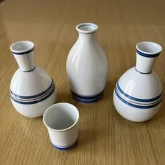 有田焼　青いストライプの徳利と盃セット　昭和の商品