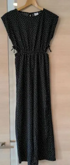 ZARA 黒ドット柄オールインワン 11-12歳