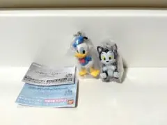 ディズニー　カラーコレクションチャーム　2種