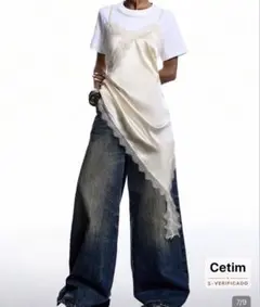 SHEINキャミワンピース サテン レース　クリーム色