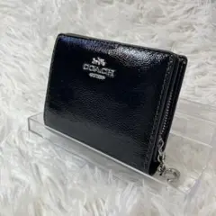 【極美品】 コーチ CW790 黒 パテントレザー 2つ折り財布 茶系