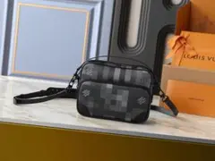 Louis Vuitton ショルダーバッグ ブラック