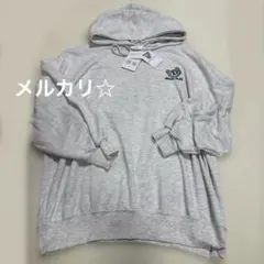 エンジェルブルー フード付きパーカー　ナカムラくん　刺繍 りんご Mサイズ
