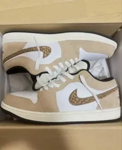 Nike Air Jordan 1 Low ベージュ/ホワイト