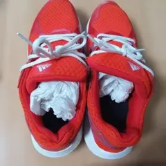 adidas cloudfoam レッドスニーカー